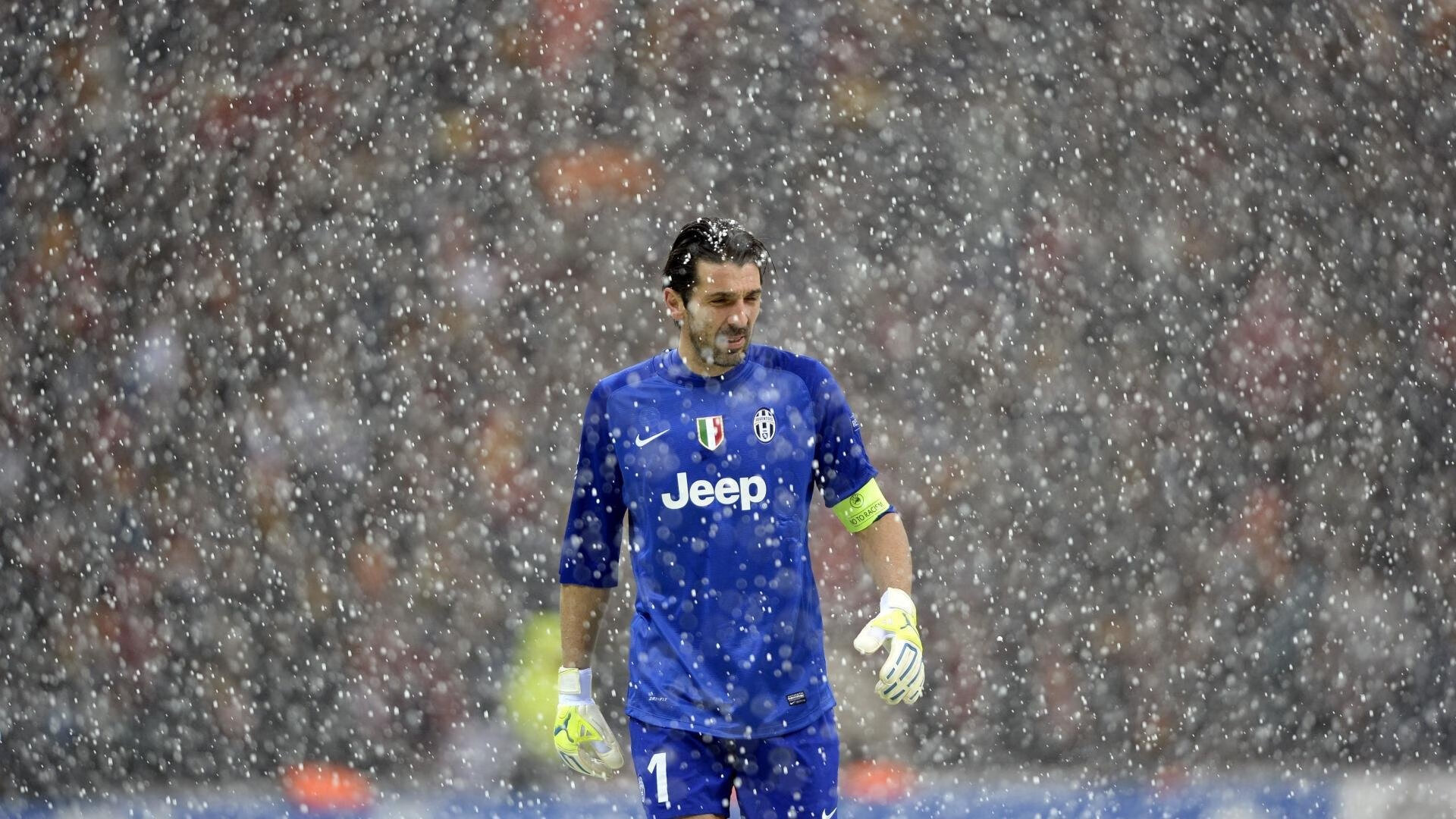 LEYU SPORTS中国官方网站-季后赛席位未定，各队最后冲刺战正式开启，季后赛经典瞬间top50